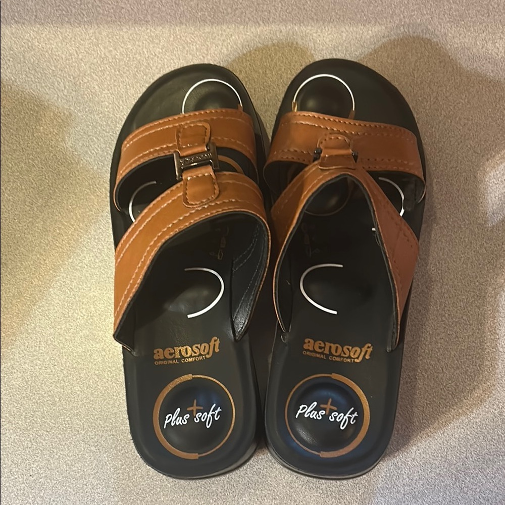 Aerosoft sandals